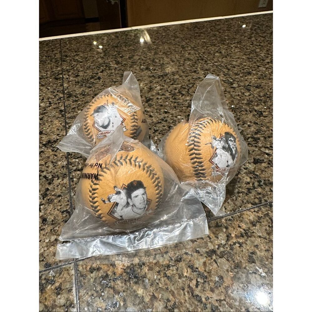 Set of 3 SF Giants Legends Collectors Series baseballs